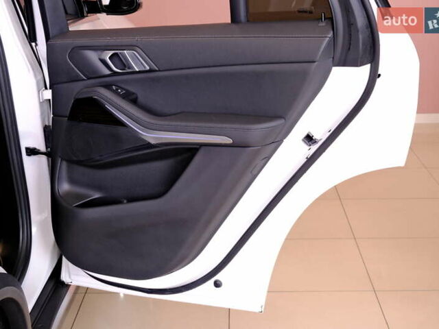 Білий БМВ Х5, об'ємом двигуна 3 л та пробігом 81 тис. км за 45900 $, фото 42 на Automoto.ua