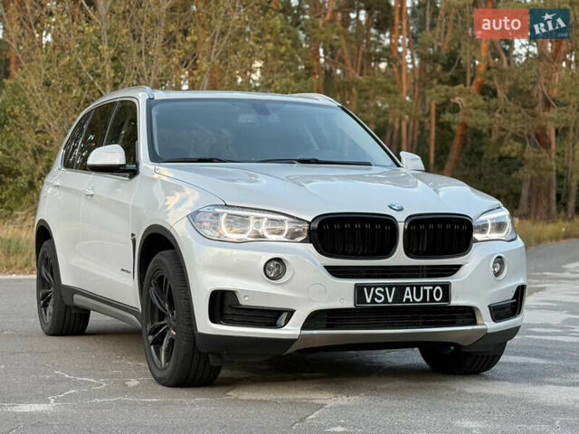 Белый БМВ Х5, объемом двигателя 3 л и пробегом 96 тыс. км за 41888 $, фото 66 на Automoto.ua
