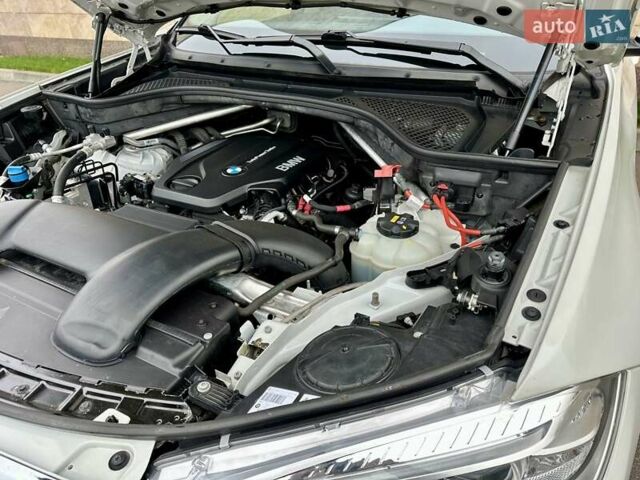 Белый БМВ Х5, объемом двигателя 2 л и пробегом 132 тыс. км за 31800 $, фото 48 на Automoto.ua