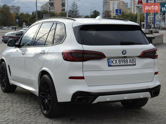 Белый БМВ Х5, объемом двигателя 3 л и пробегом 65 тыс. км за 56500 $, фото 7 на Automoto.ua