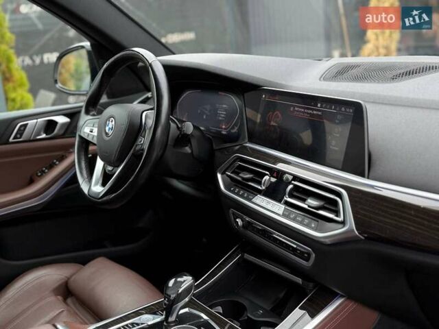 Белый БМВ Х5, объемом двигателя 3 л и пробегом 94 тыс. км за 49999 $, фото 23 на Automoto.ua