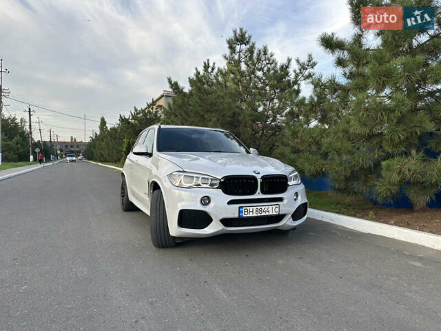 Білий БМВ Х5, об'ємом двигуна 2.99 л та пробігом 84 тис. км за 44900 $, фото 3 на Automoto.ua
