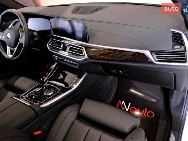 Білий БМВ Х5, об'ємом двигуна 3 л та пробігом 81 тис. км за 45900 $, фото 48 на Automoto.ua