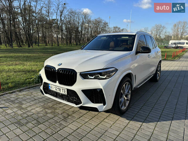 Белый БМВ Х5, объемом двигателя 3 л и пробегом 104 тыс. км за 47500 $, фото 1 на Automoto.ua
