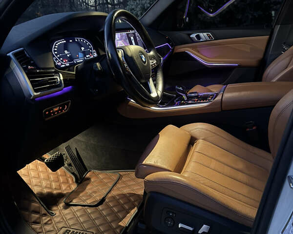 Белый БМВ Х5, объемом двигателя 3 л и пробегом 104 тыс. км за 47500 $, фото 29 на Automoto.ua