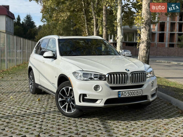 Белый БМВ Х5, объемом двигателя 2 л и пробегом 110 тыс. км за 28700 $, фото 14 на Automoto.ua