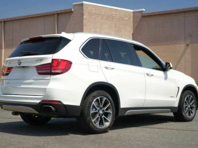 Білий БМВ Х5, об'ємом двигуна 4.4 л та пробігом 33 тис. км за 4600 $, фото 2 на Automoto.ua