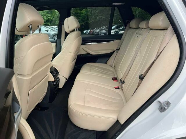 Белый БМВ Х5, объемом двигателя 3 л и пробегом 45 тыс. км за 11500 $, фото 10 на Automoto.ua