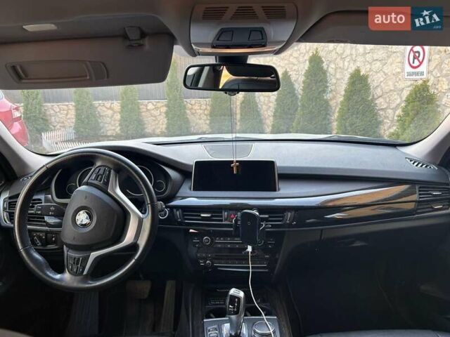 Белый БМВ Х5, объемом двигателя 2 л и пробегом 63 тыс. км за 34900 $, фото 3 на Automoto.ua