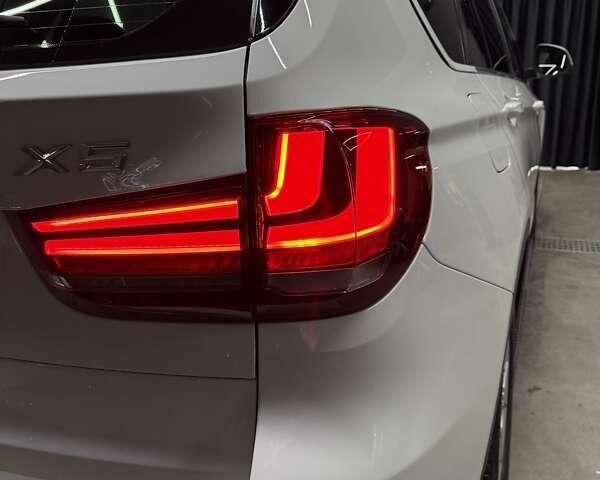 Белый БМВ Х5, объемом двигателя 2 л и пробегом 184 тыс. км за 25500 $, фото 6 на Automoto.ua