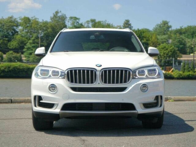 Білий БМВ Х5, об'ємом двигуна 4.4 л та пробігом 33 тис. км за 4600 $, фото 1 на Automoto.ua