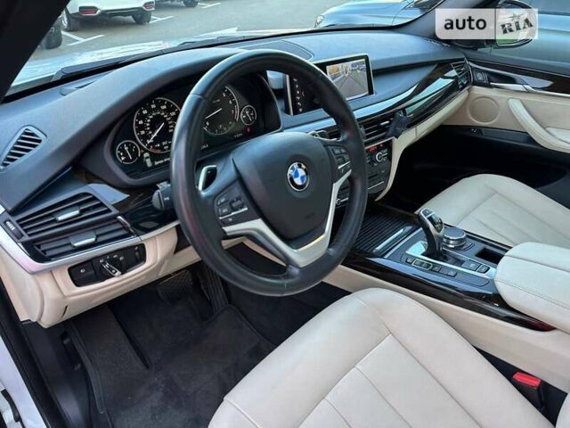 Білий БМВ Х5, об'ємом двигуна 2.98 л та пробігом 74 тис. км за 30900 $, фото 18 на Automoto.ua