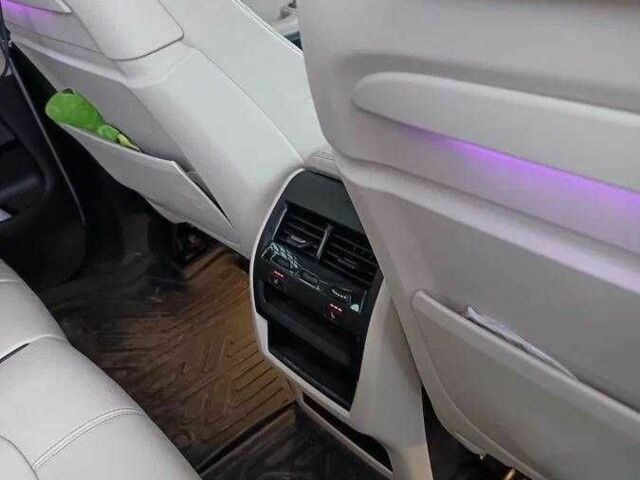 Белый БМВ Х5, объемом двигателя 0 л и пробегом 90 тыс. км за 19400 $, фото 13 на Automoto.ua