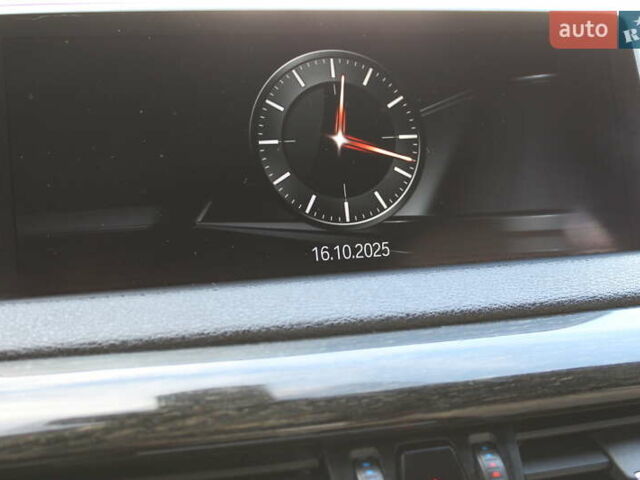 Белый БМВ Х5, объемом двигателя 3 л и пробегом 200 тыс. км за 36900 $, фото 46 на Automoto.ua