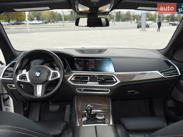 Белый БМВ Х5, объемом двигателя 3 л и пробегом 65 тыс. км за 56500 $, фото 10 на Automoto.ua