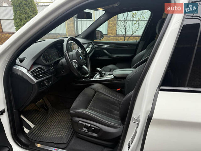 Белый БМВ Х5, объемом двигателя 2.99 л и пробегом 92 тыс. км за 49000 $, фото 11 на Automoto.ua