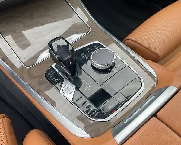 Белый БМВ Х5, объемом двигателя 3 л и пробегом 211 тыс. км за 37900 $, фото 26 на Automoto.ua