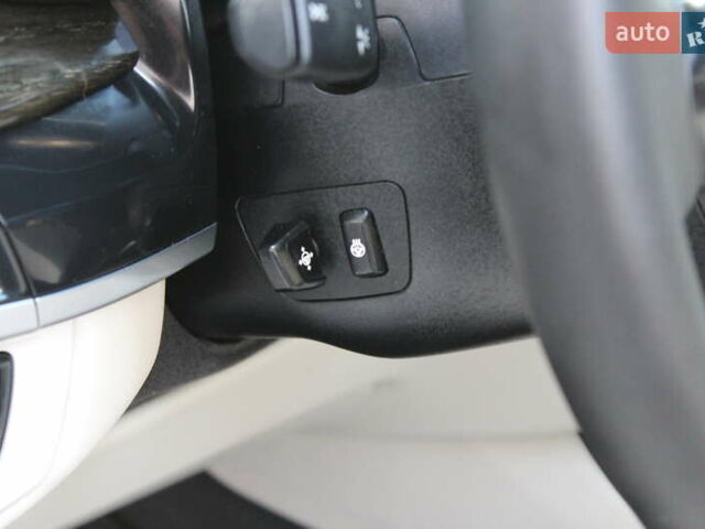 Белый БМВ Х5, объемом двигателя 3 л и пробегом 200 тыс. км за 36900 $, фото 41 на Automoto.ua