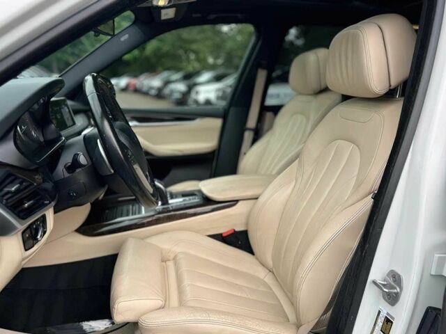 Белый БМВ Х5, объемом двигателя 3 л и пробегом 45 тыс. км за 11500 $, фото 9 на Automoto.ua