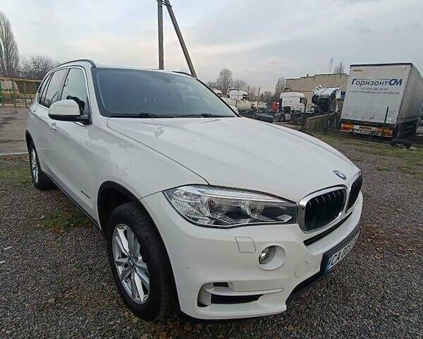 Белый БМВ Х5, объемом двигателя 2 л и пробегом 112 тыс. км за 25500 $, фото 13 на Automoto.ua
