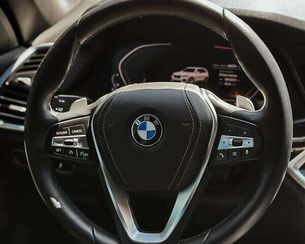 Белый БМВ Х5, объемом двигателя 3 л и пробегом 80 тыс. км за 45900 $, фото 7 на Automoto.ua