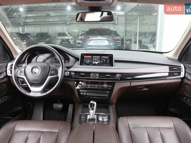 Белый БМВ Х5, объемом двигателя 2 л и пробегом 180 тыс. км за 31500 $, фото 14 на Automoto.ua