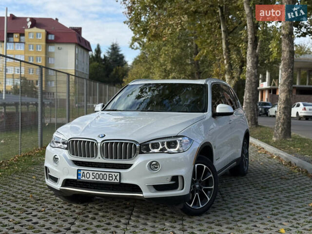 Белый БМВ Х5, объемом двигателя 2 л и пробегом 110 тыс. км за 28700 $, фото 1 на Automoto.ua
