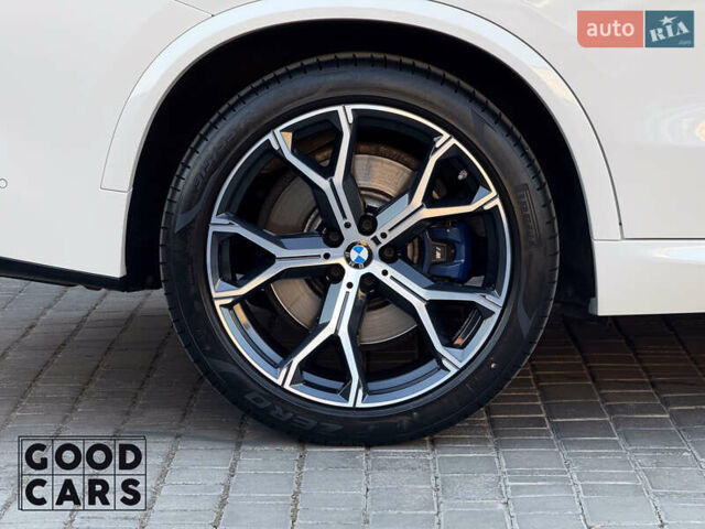 Білий БМВ Х5, об'ємом двигуна 3 л та пробігом 99 тис. км за 53000 $, фото 13 на Automoto.ua