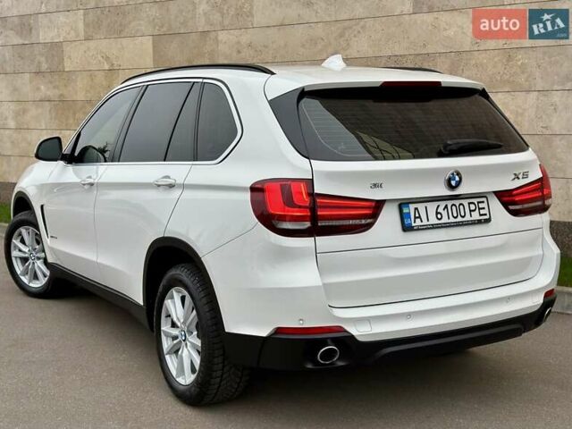 Белый БМВ Х5, объемом двигателя 2 л и пробегом 132 тыс. км за 31800 $, фото 19 на Automoto.ua