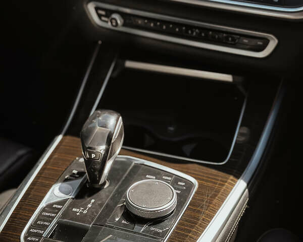 Белый БМВ Х5, объемом двигателя 3 л и пробегом 80 тыс. км за 45900 $, фото 10 на Automoto.ua