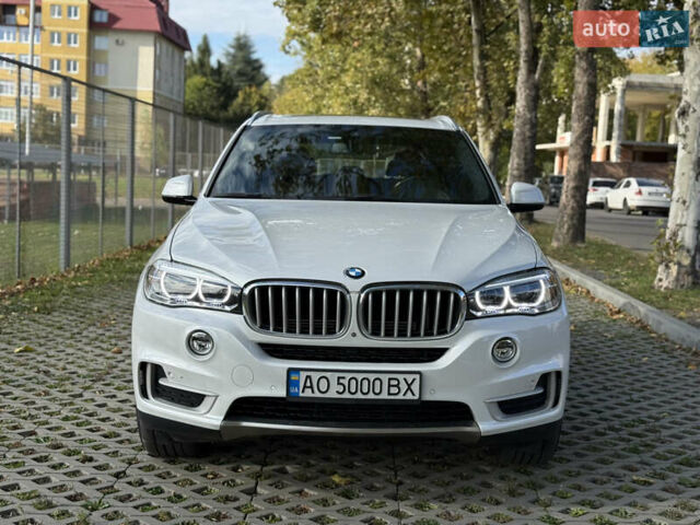 Белый БМВ Х5, объемом двигателя 2 л и пробегом 110 тыс. км за 28700 $, фото 6 на Automoto.ua