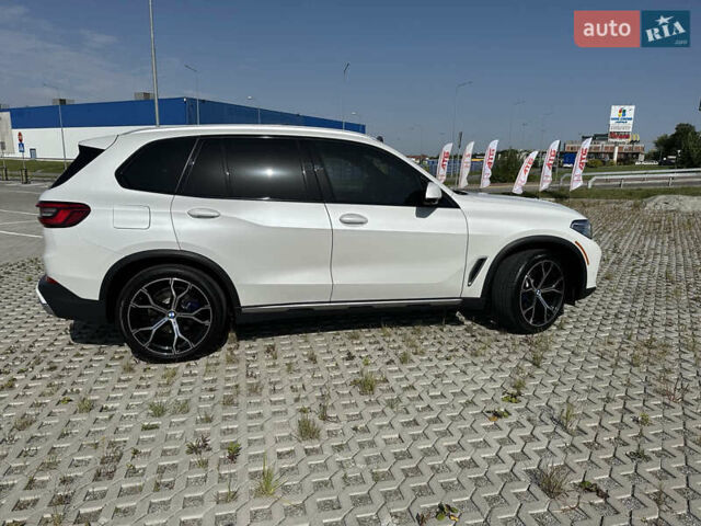Белый БМВ Х5, объемом двигателя 3 л и пробегом 170 тыс. км за 48900 $, фото 3 на Automoto.ua