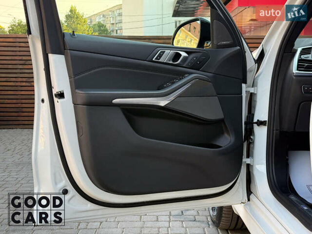 Білий БМВ Х5, об'ємом двигуна 3 л та пробігом 99 тис. км за 53000 $, фото 21 на Automoto.ua