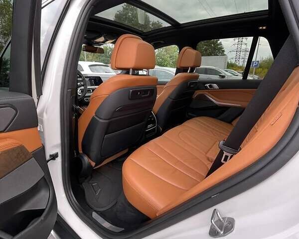 Белый БМВ Х5, объемом двигателя 3 л и пробегом 211 тыс. км за 37900 $, фото 30 на Automoto.ua