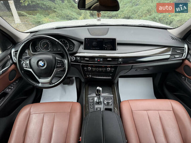 Белый БМВ Х5, объемом двигателя 2 л и пробегом 152 тыс. км за 29900 $, фото 18 на Automoto.ua