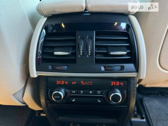 Білий БМВ Х5, об'ємом двигуна 2.98 л та пробігом 74 тис. км за 30900 $, фото 34 на Automoto.ua