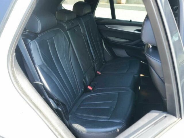 Білий БМВ Х5, об'ємом двигуна 4.4 л та пробігом 33 тис. км за 4600 $, фото 9 на Automoto.ua