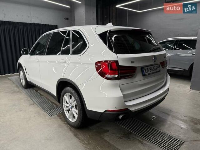 Белый БМВ Х5, объемом двигателя 2 л и пробегом 184 тыс. км за 25500 $, фото 2 на Automoto.ua