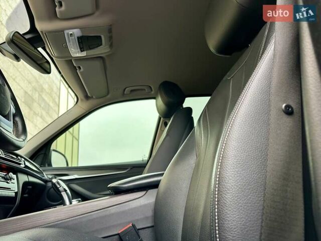 Белый БМВ Х5, объемом двигателя 2 л и пробегом 132 тыс. км за 31800 $, фото 63 на Automoto.ua