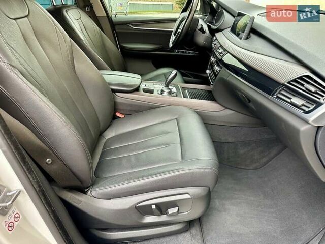 Белый БМВ Х5, объемом двигателя 2 л и пробегом 132 тыс. км за 31800 $, фото 91 на Automoto.ua