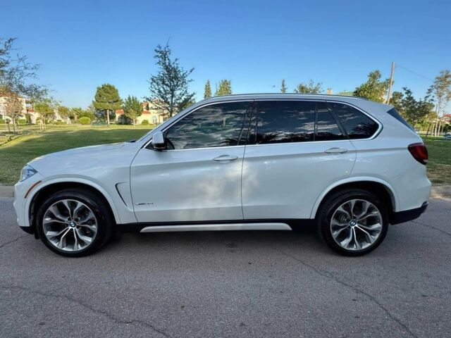 Белый БМВ Х5, объемом двигателя 3 л и пробегом 73 тыс. км за 19000 $, фото 2 на Automoto.ua