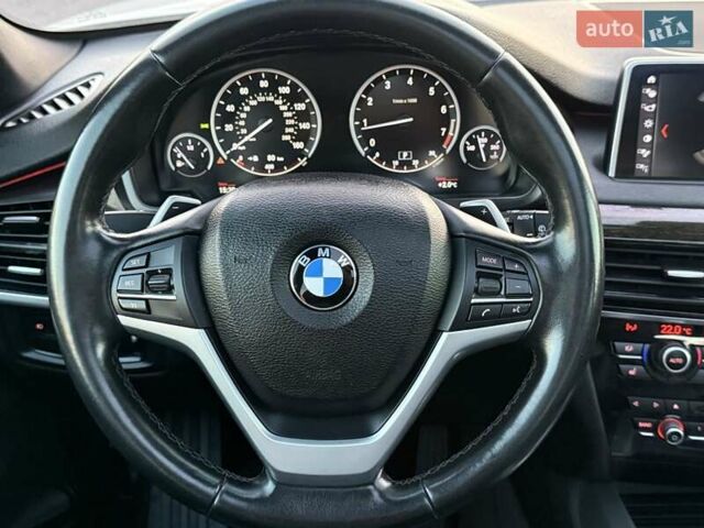 Білий БМВ Х5, об'ємом двигуна 3 л та пробігом 173 тис. км за 25500 $, фото 69 на Automoto.ua