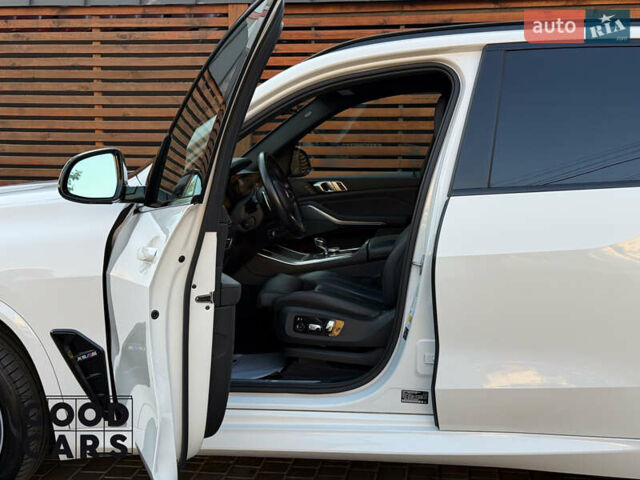 Білий БМВ Х5, об'ємом двигуна 3 л та пробігом 99 тис. км за 53000 $, фото 19 на Automoto.ua