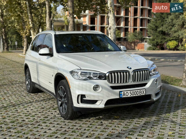 Белый БМВ Х5, объемом двигателя 2 л и пробегом 110 тыс. км за 28700 $, фото 7 на Automoto.ua