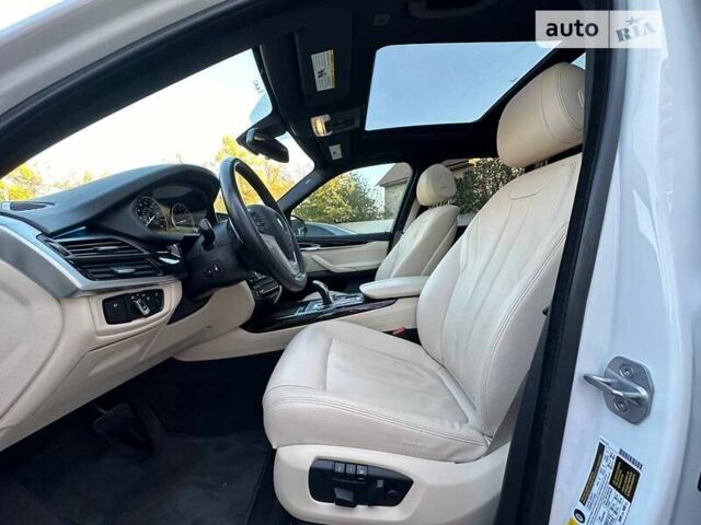 Білий БМВ Х5, об'ємом двигуна 2.98 л та пробігом 74 тис. км за 30900 $, фото 14 на Automoto.ua