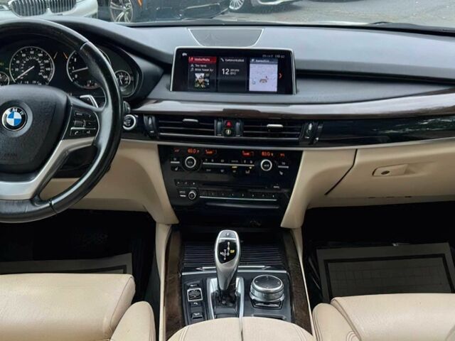 Белый БМВ Х5, объемом двигателя 3 л и пробегом 45 тыс. км за 11500 $, фото 7 на Automoto.ua