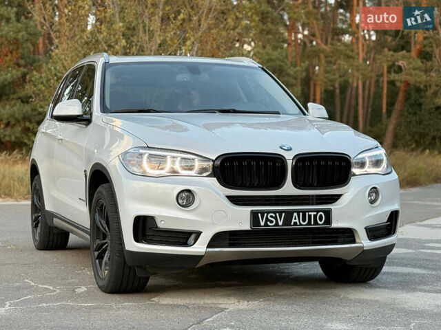 Белый БМВ Х5, объемом двигателя 3 л и пробегом 96 тыс. км за 41888 $, фото 54 на Automoto.ua