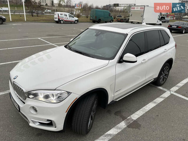 Белый БМВ Х5, объемом двигателя 3 л и пробегом 48 тыс. км за 45000 $, фото 8 на Automoto.ua