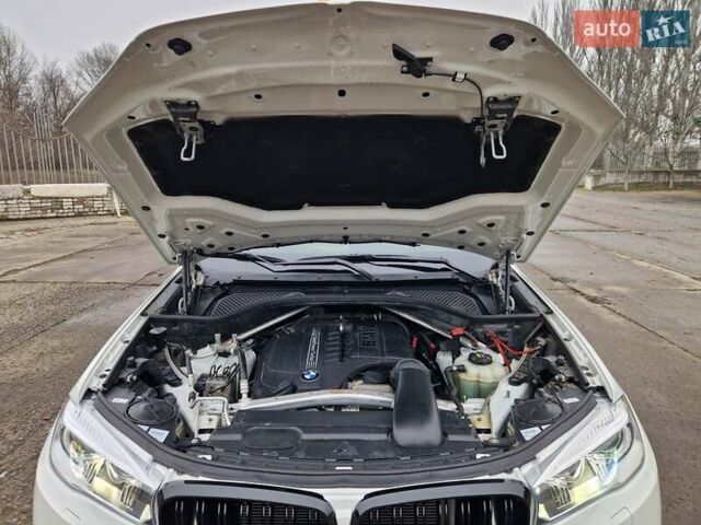 Білий БМВ Х5, об'ємом двигуна 3 л та пробігом 74 тис. км за 29500 $, фото 37 на Automoto.ua