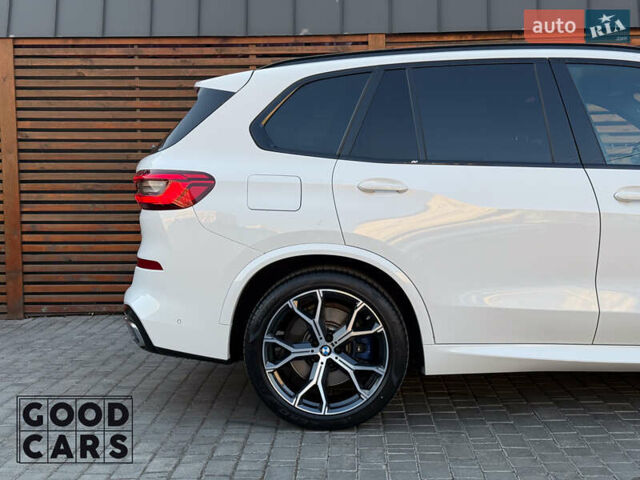 Білий БМВ Х5, об'ємом двигуна 3 л та пробігом 99 тис. км за 53000 $, фото 12 на Automoto.ua
